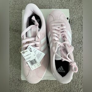 NIB VL Court 3.0 in Almost Pink/Cloud White, 11W/9.5M Rare Discontinued Colorway
